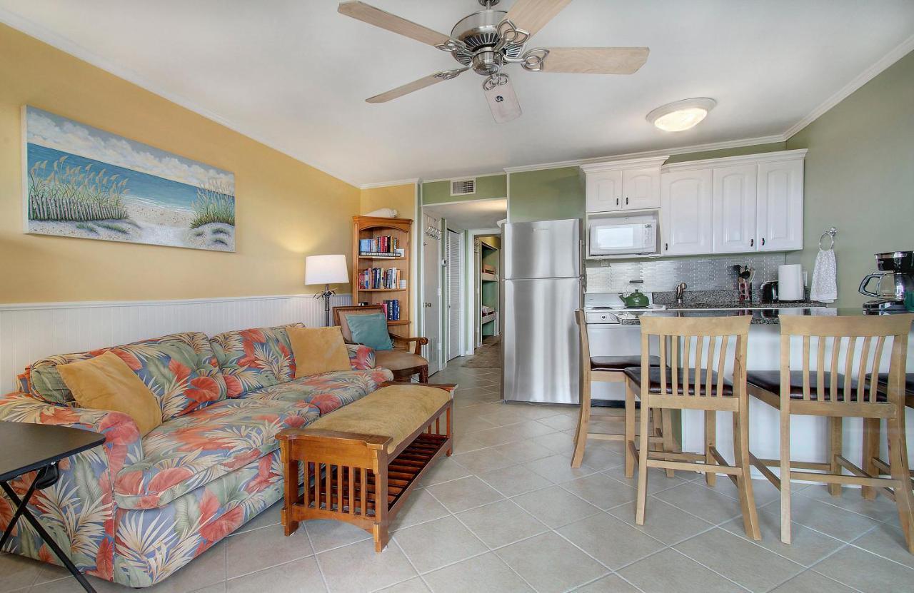 Nothing But Ocean In Forest Beach Île de Hilton-Head Extérieur photo